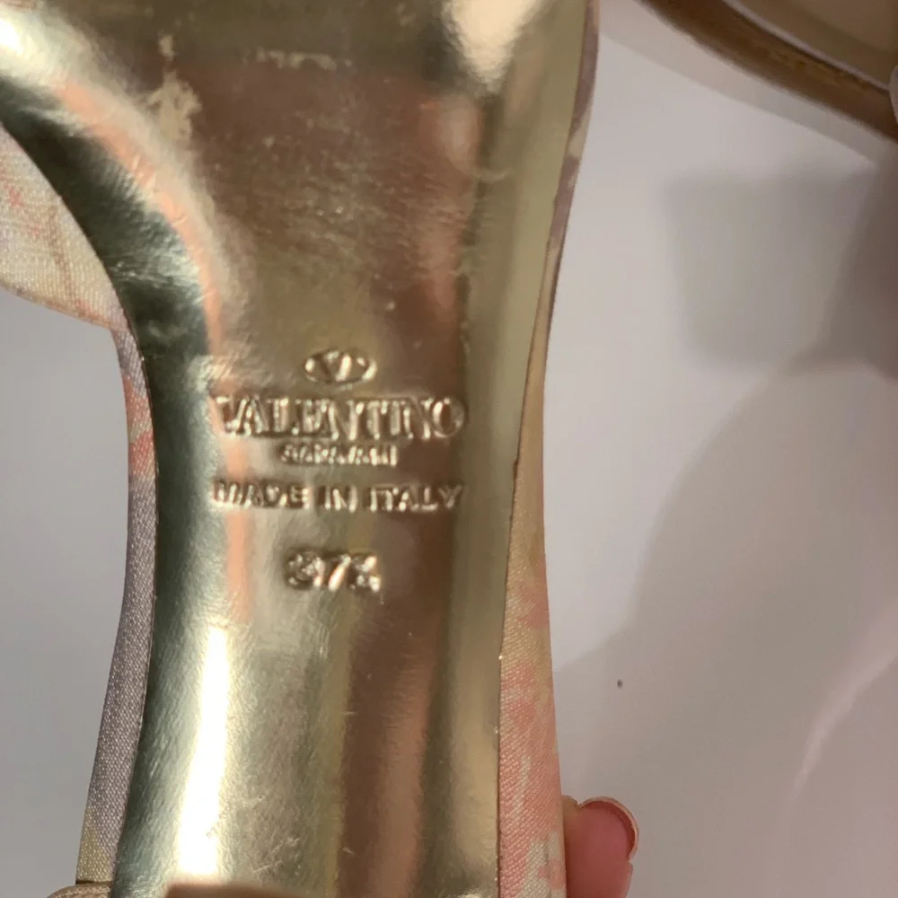 RARE Valentino Bow d’Orsay 37.5 pastel‎ fabric